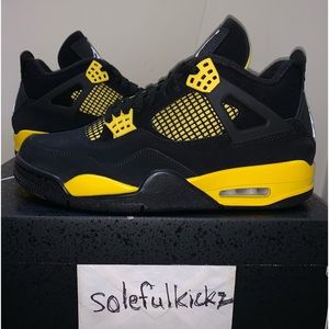 Air Jordan Retro 4 Thunder 2023 (DH6927-017) Size 10 Deadstock!